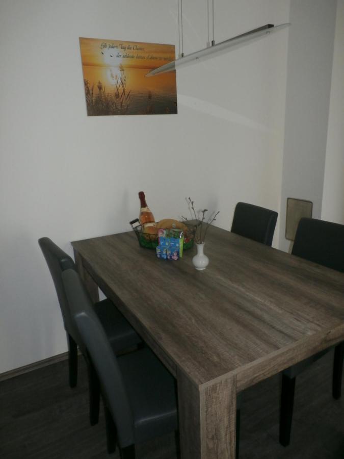 Ferienwohnung Am Seglerhafen Peenemunde Exterior photo