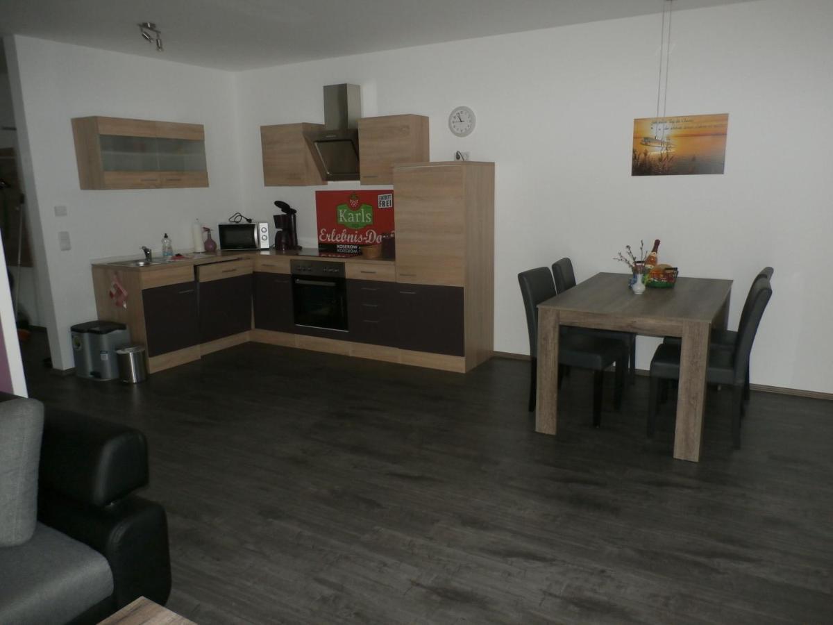 Ferienwohnung Am Seglerhafen Peenemunde Exterior photo